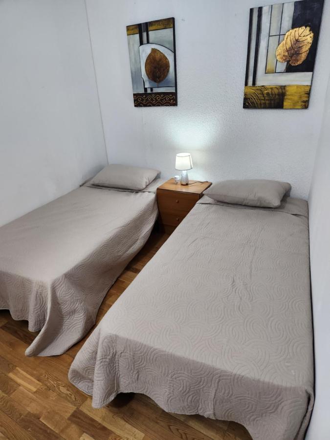 Hostel Pepe Viajes Madrid Esterno foto