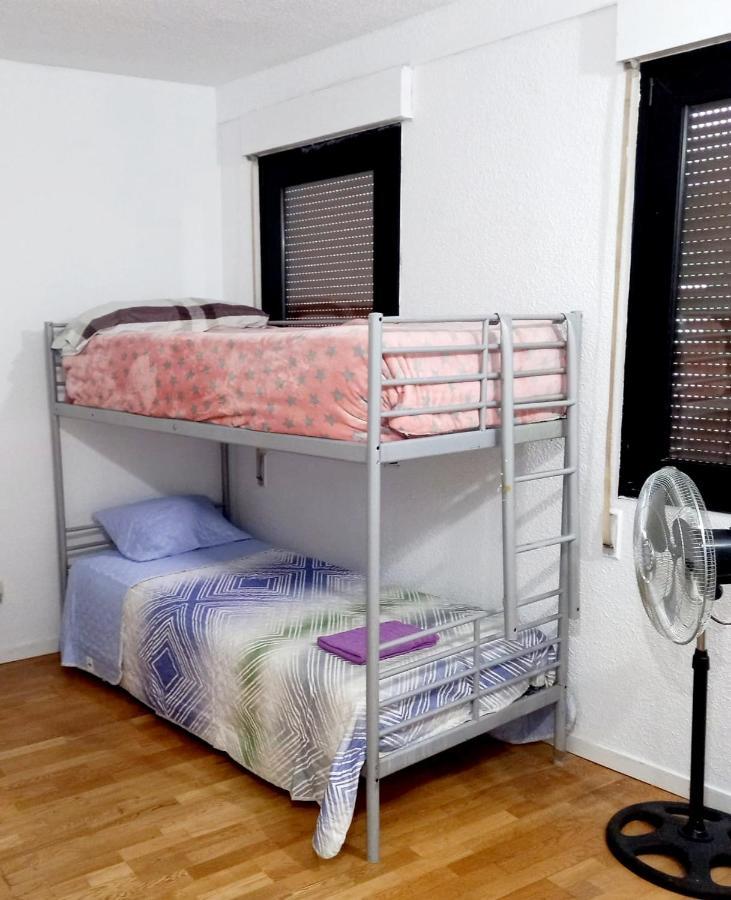 Hostel Pepe Viajes Madrid Esterno foto